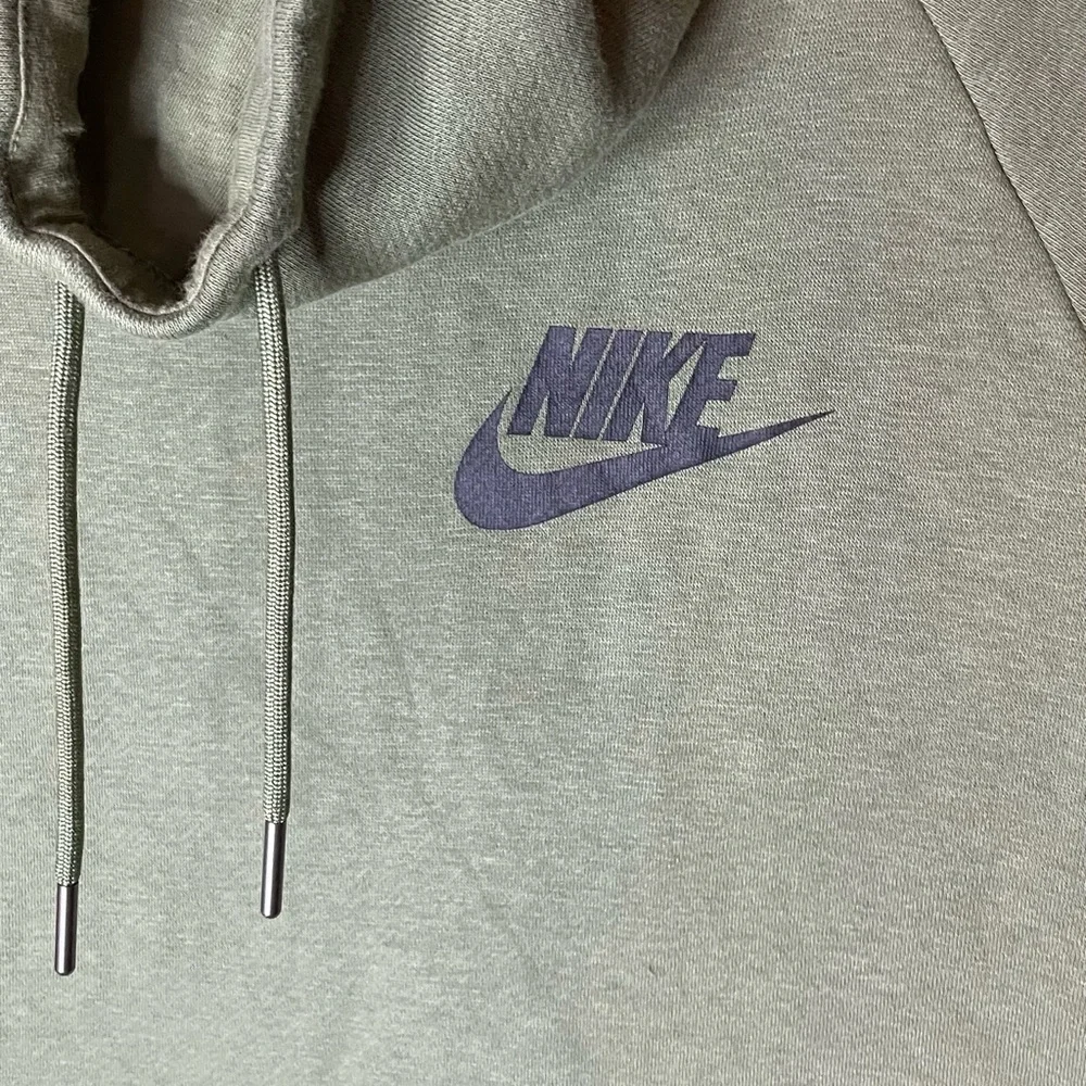 Nike Rally Sportswear Funnel Neck Sleeveless Sweatshirt Green‎ Pocket Size Small